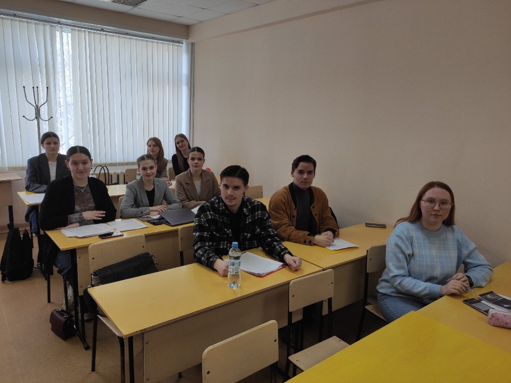 Исследование социолога Сизых о выборе академической карьеры охватило аспирантов и преподавателей